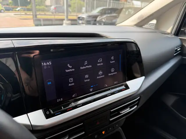 Ford Tourneo view 22
