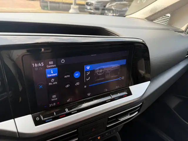 Ford Tourneo view 21