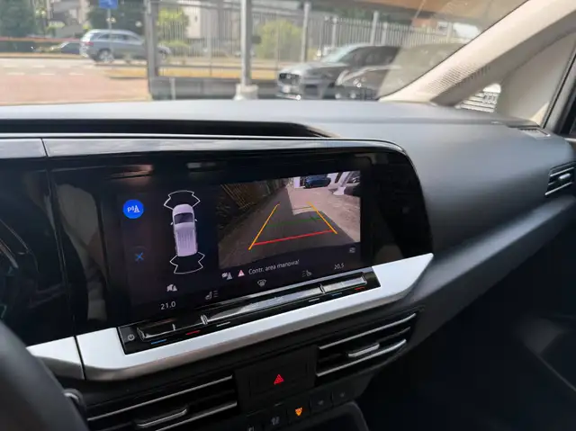 Ford Tourneo view 17