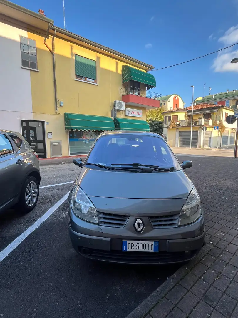 Renault Scenic 1.9 dti RT - 2