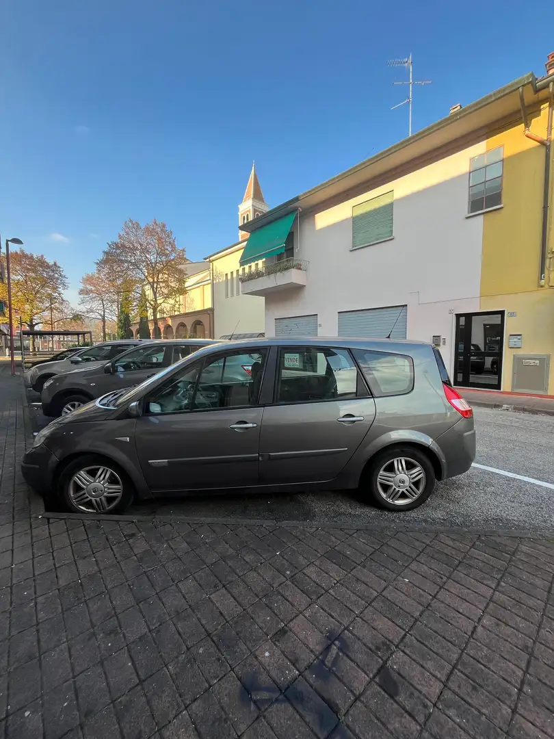 Renault Scenic 1.9 dti RT - 1