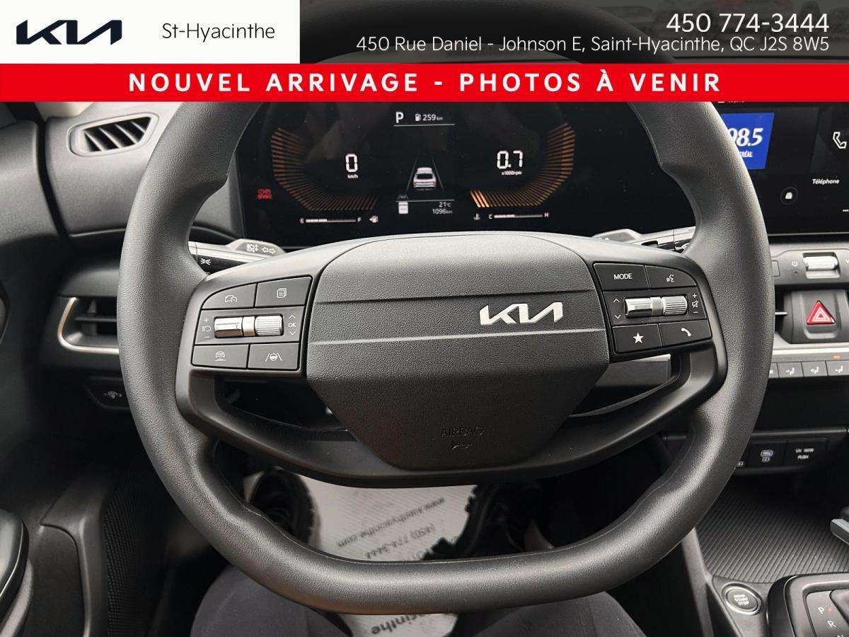 2026 Kia K4 LX — снимка 1