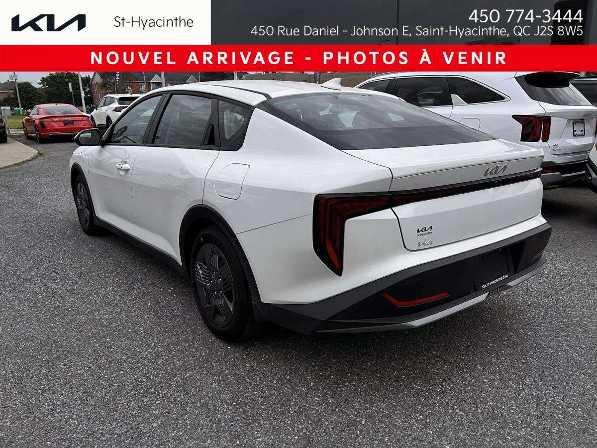 2026 Kia K4 LX — снимка 1