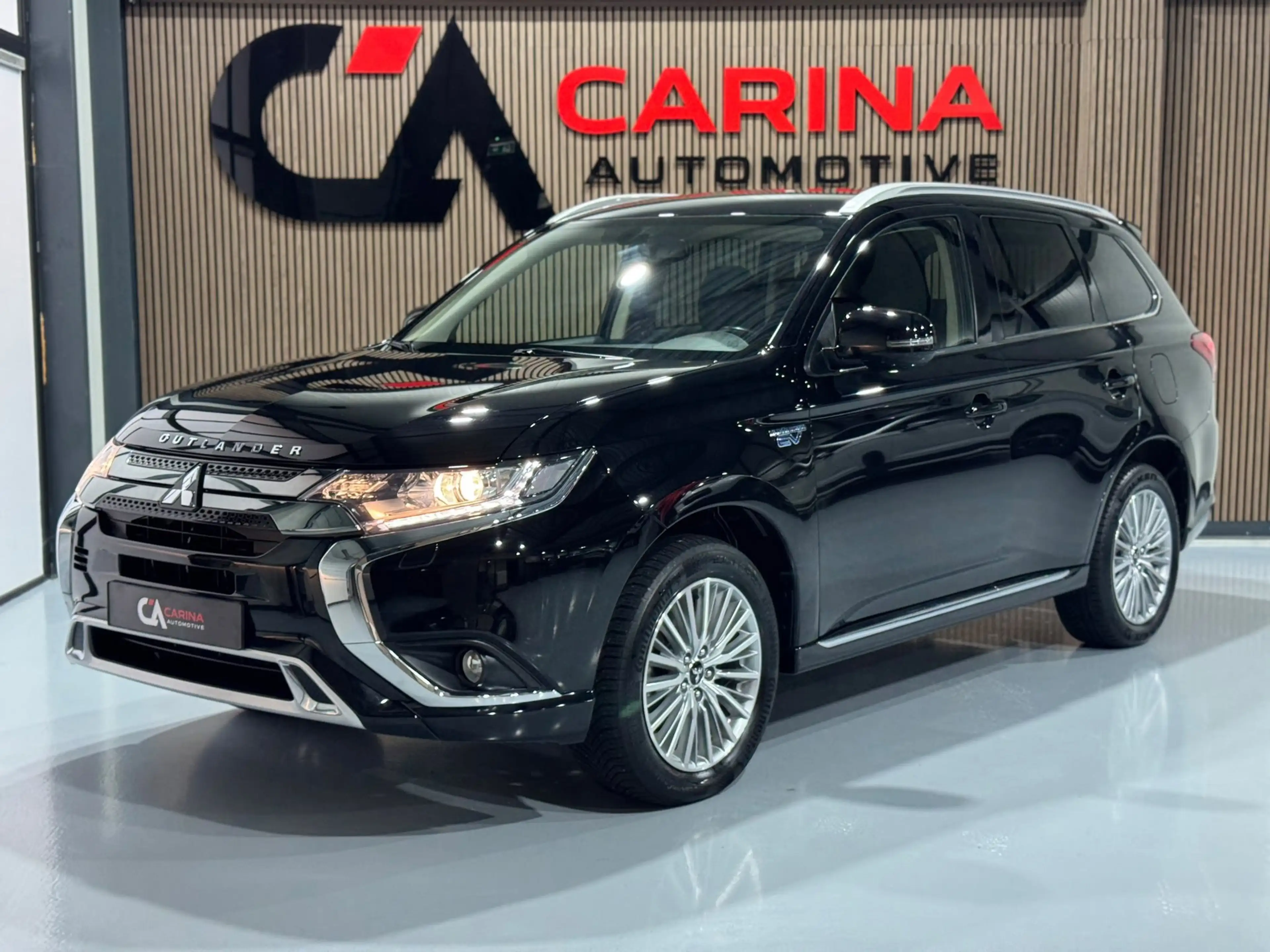 Mitsubishi Outlander 2.4 PHEV Intense+ / Cruise Control / Start Stop /