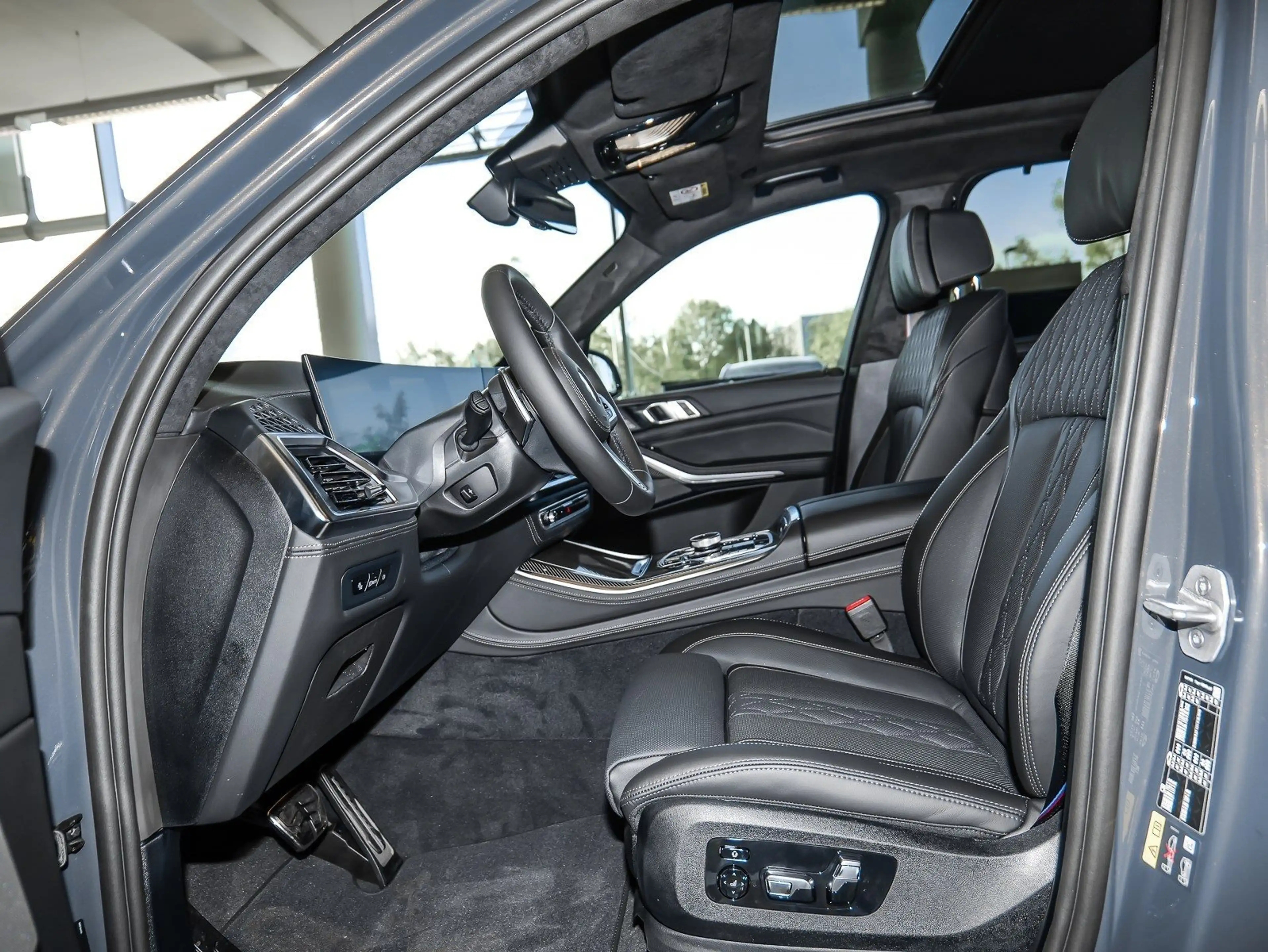 BMW X5 xDrive50e MSport + PanoSky. + AHK + DAprof. — photo 7