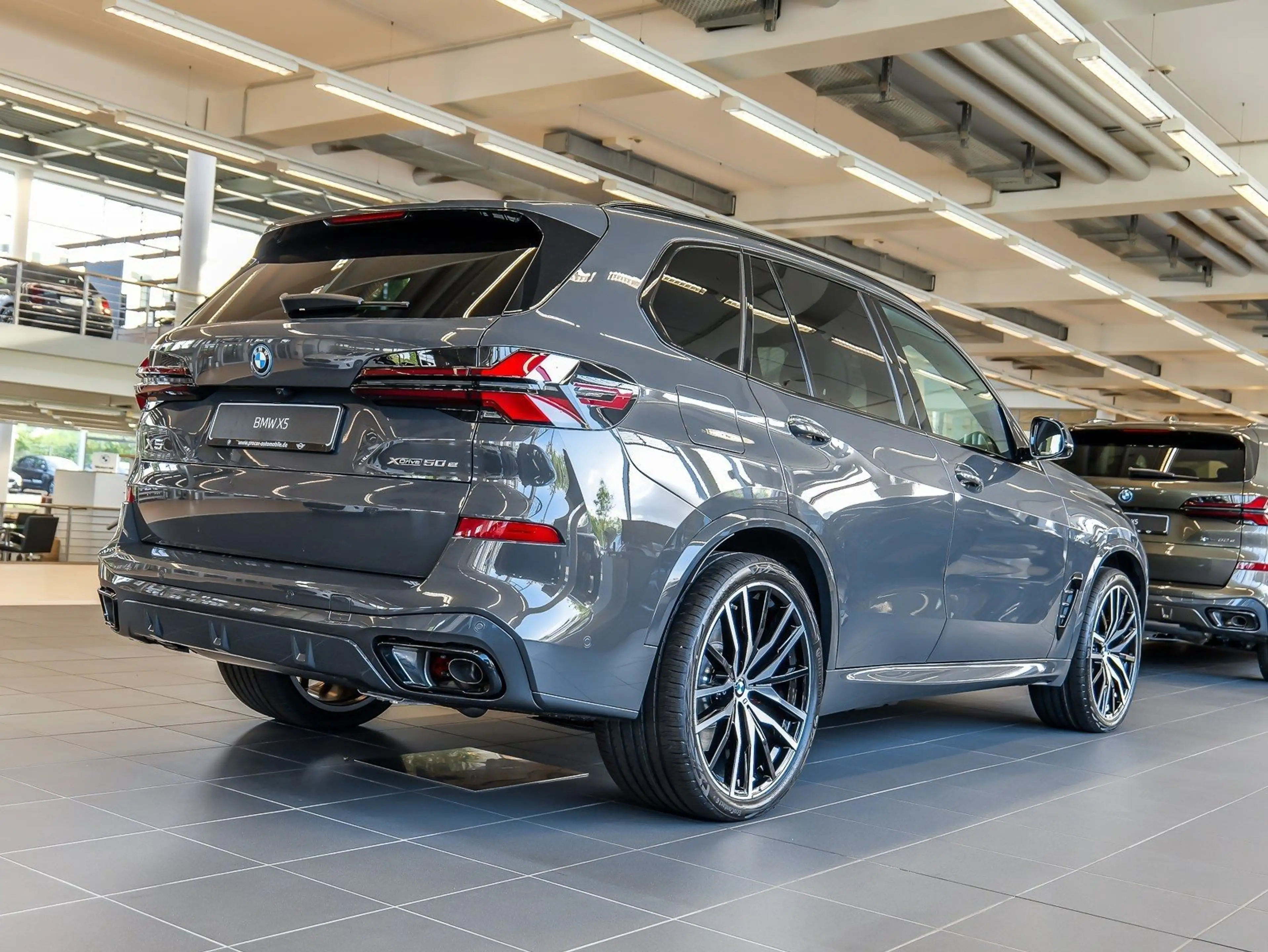 BMW X5 xDrive50e MSport + PanoSky. + AHK + DAprof. — photo 2