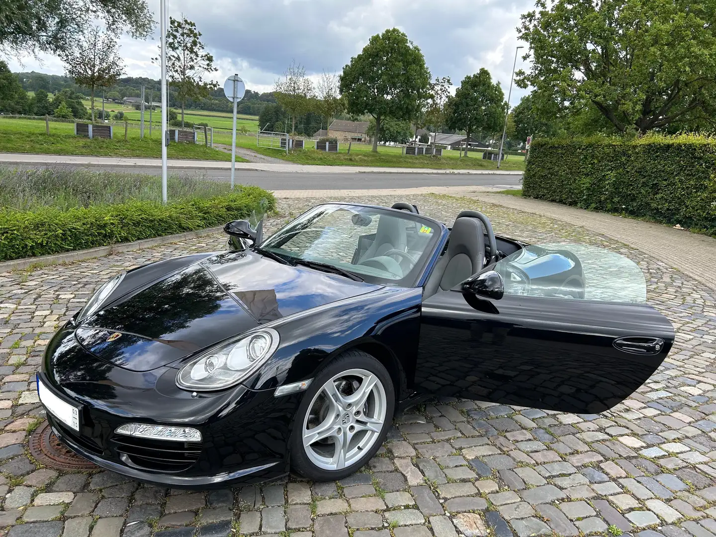 Porsche Boxster 987.2 mit 6 Zylindern (!!) Schwarz - 1