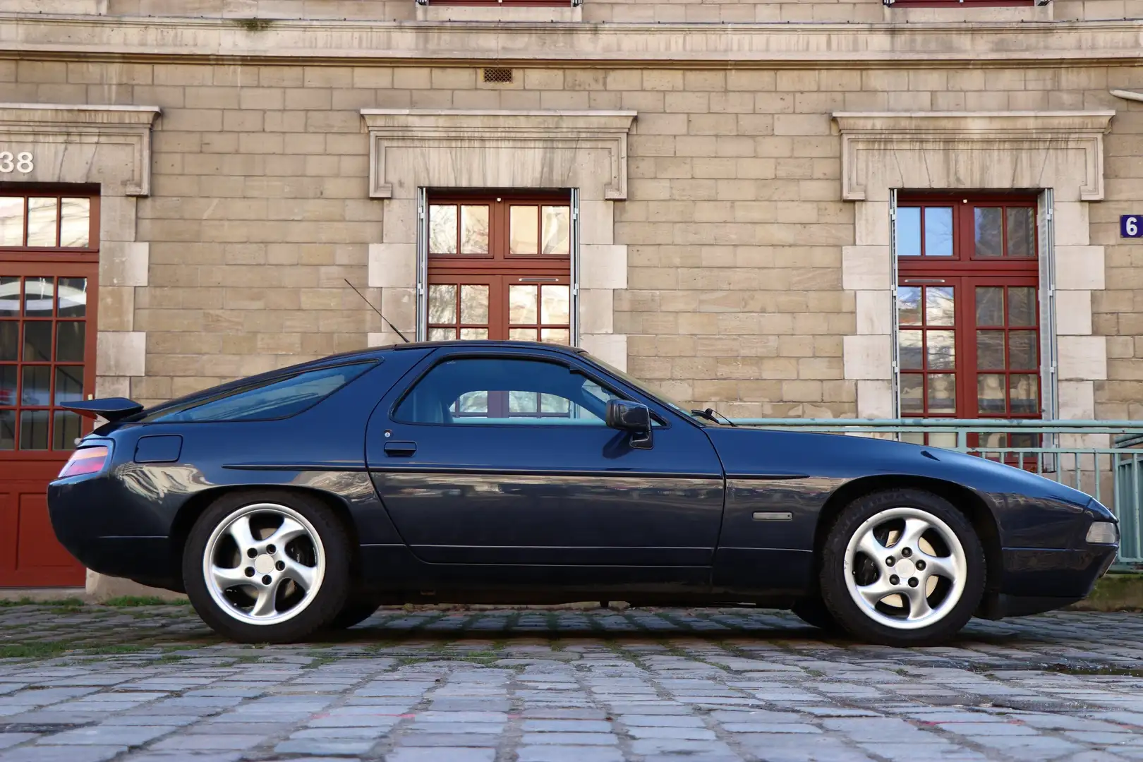 Porsche 928 5.0 S4 A Azul - 2