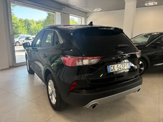 Ford Kuga view 4