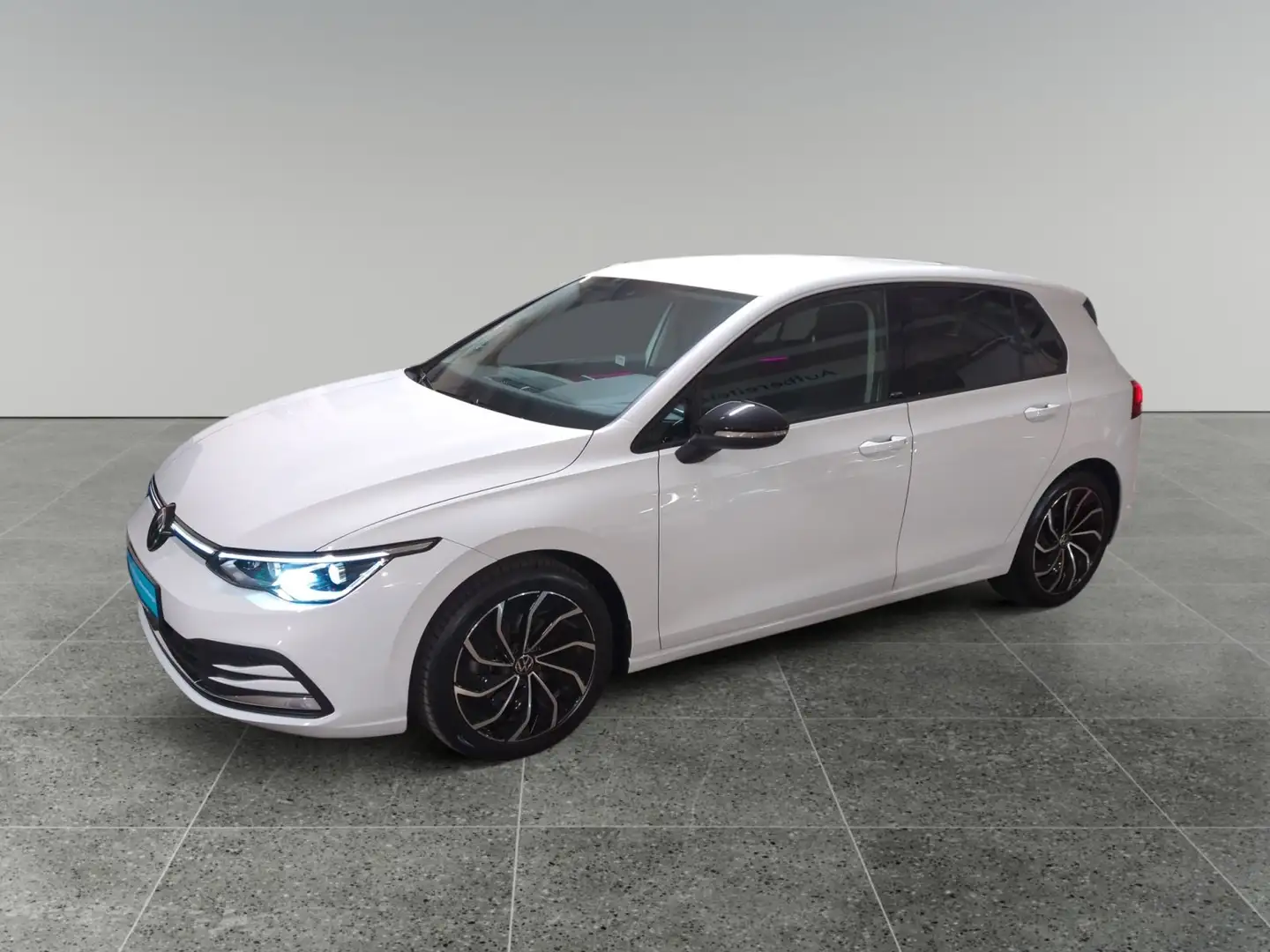Volkswagen Golf VIII 2.0 TDI DSG ACTIVE AHK NAVI LED Weiß - 2