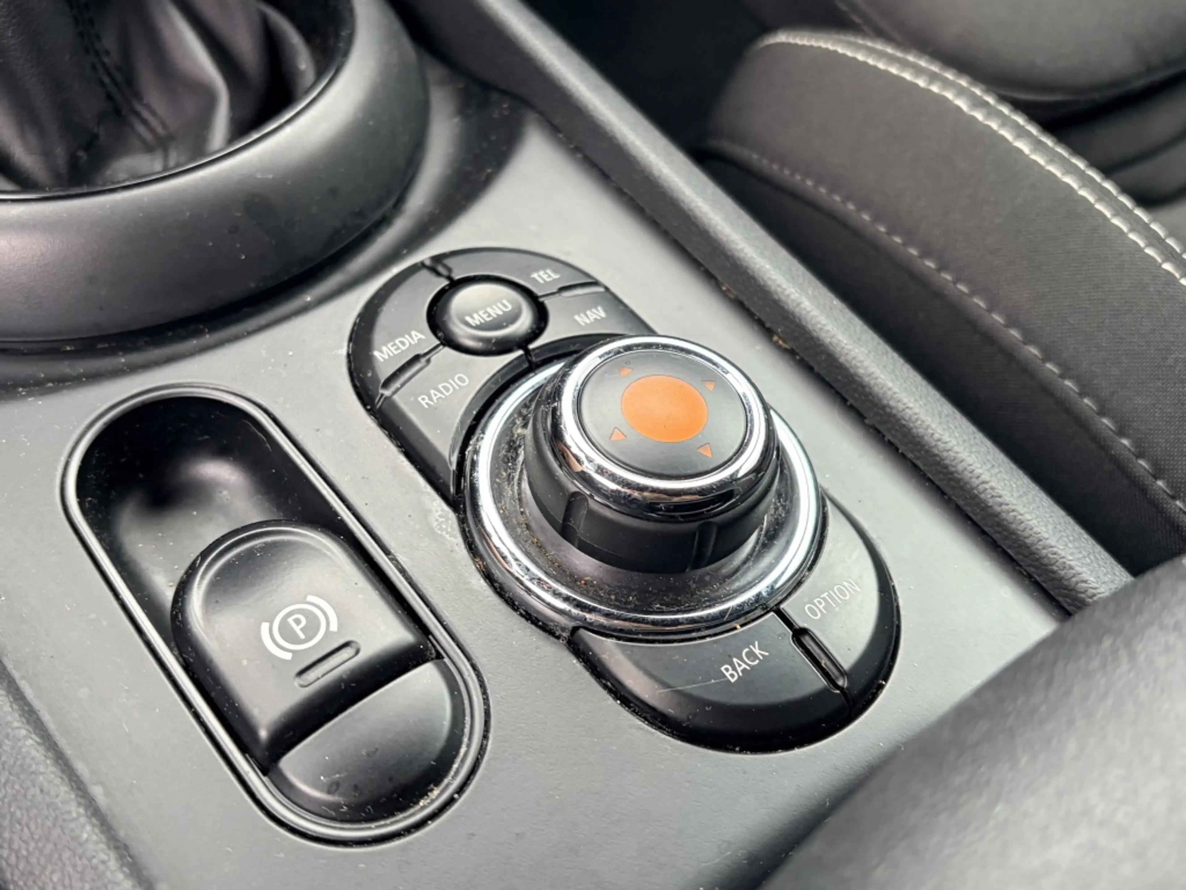 MINI One Clubman 1.5 - automaat - navi - airco - cruise — photo 13