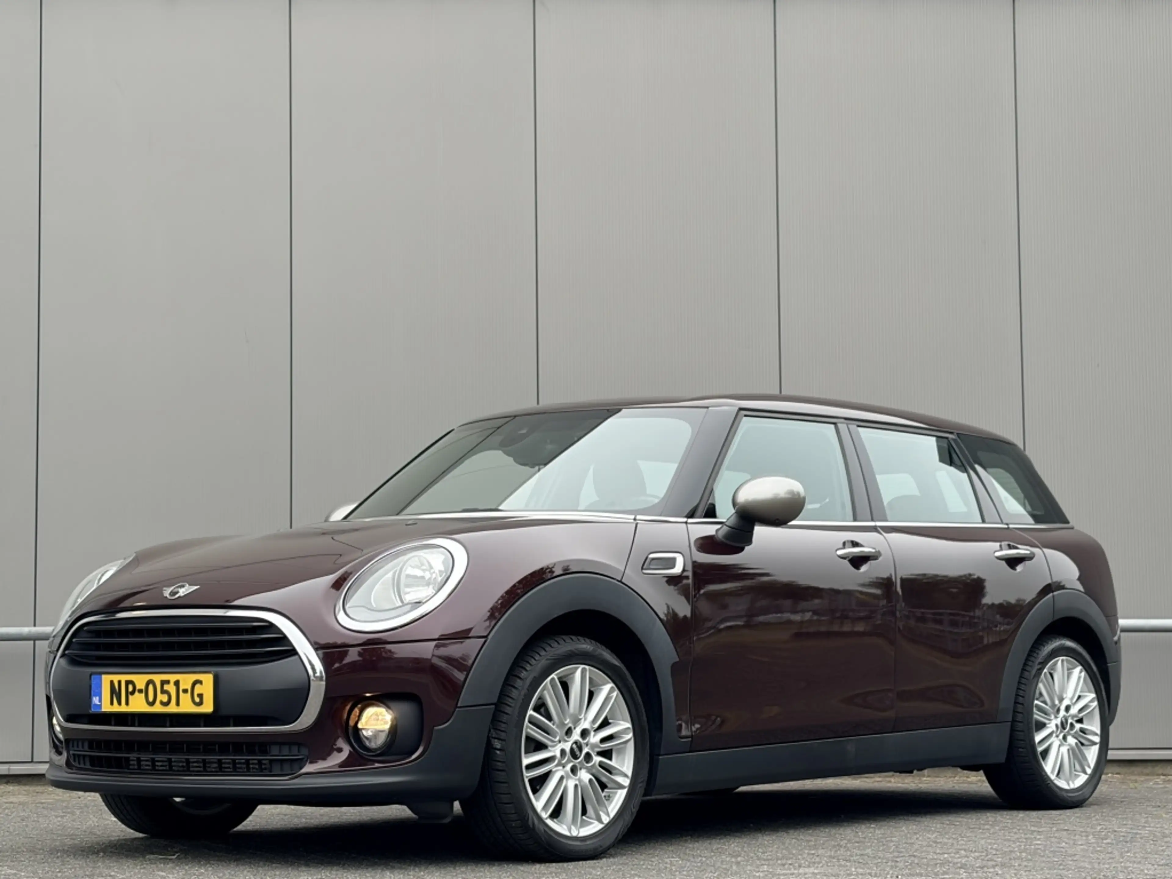 MINI One Clubman 1.5 - automaat - navi - airco - cruise