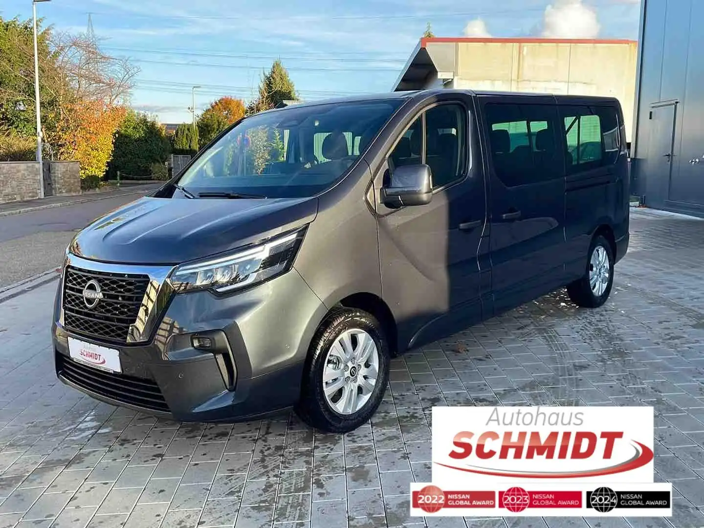 Nissan Primastar Kombi L2H1 Tekna dCi150 Design 9Sitzer Grijs - 1