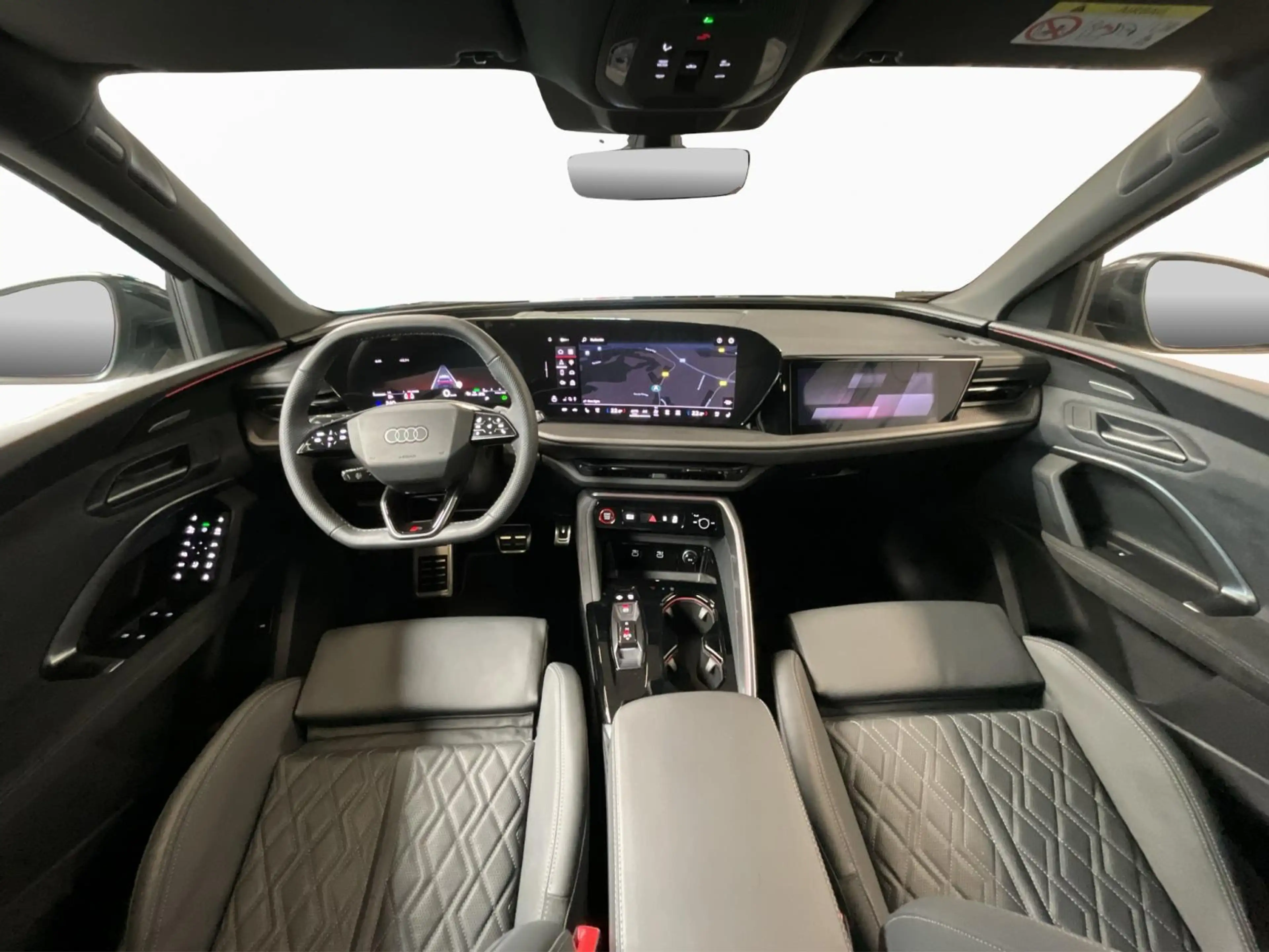 Audi SQ5 SB+Quattro+S-Tronic+Pano+Luft.+AHK — photo 2
