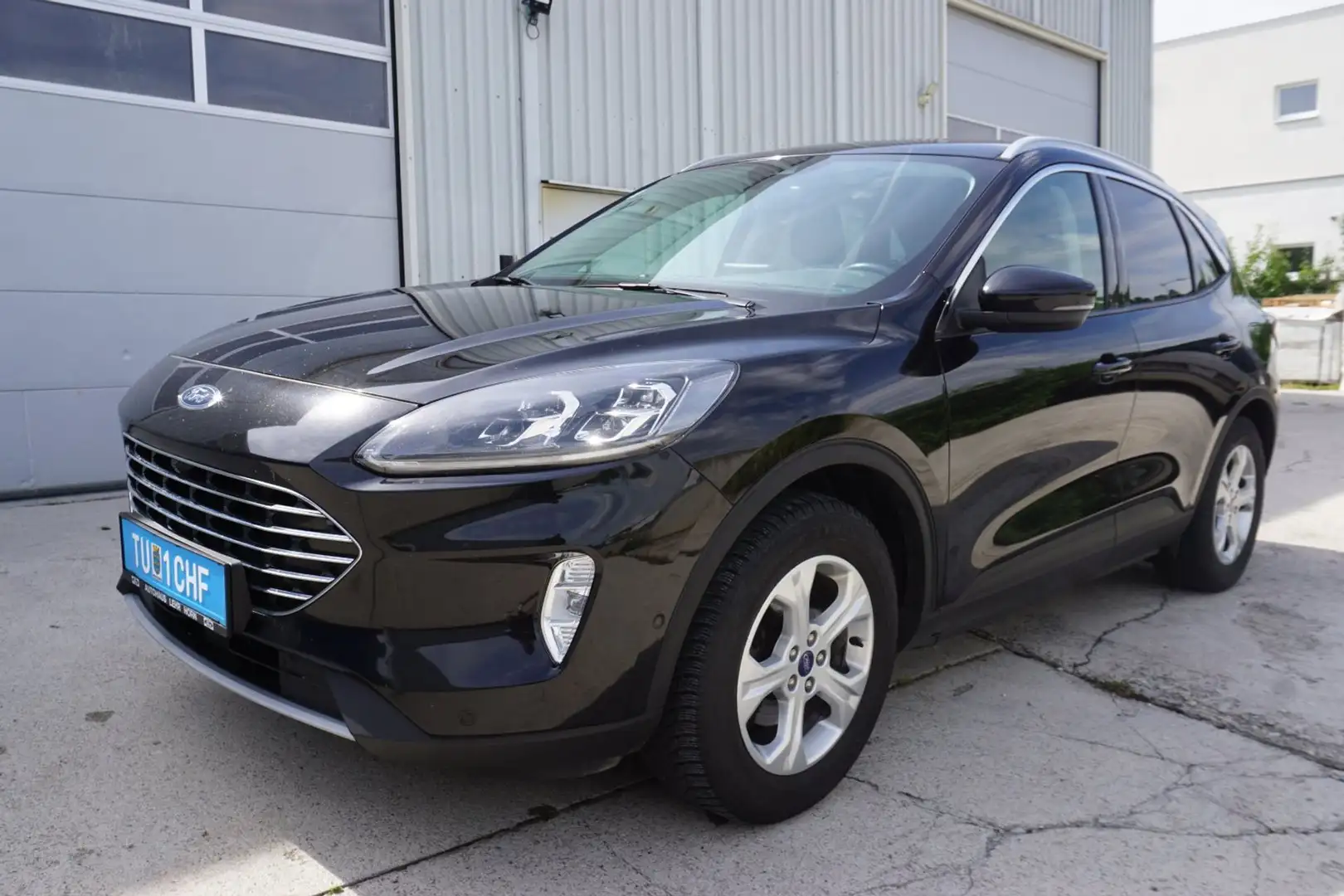 Ford Kuga 2.0 EcoBlue Hybrid Schwarz - 2
