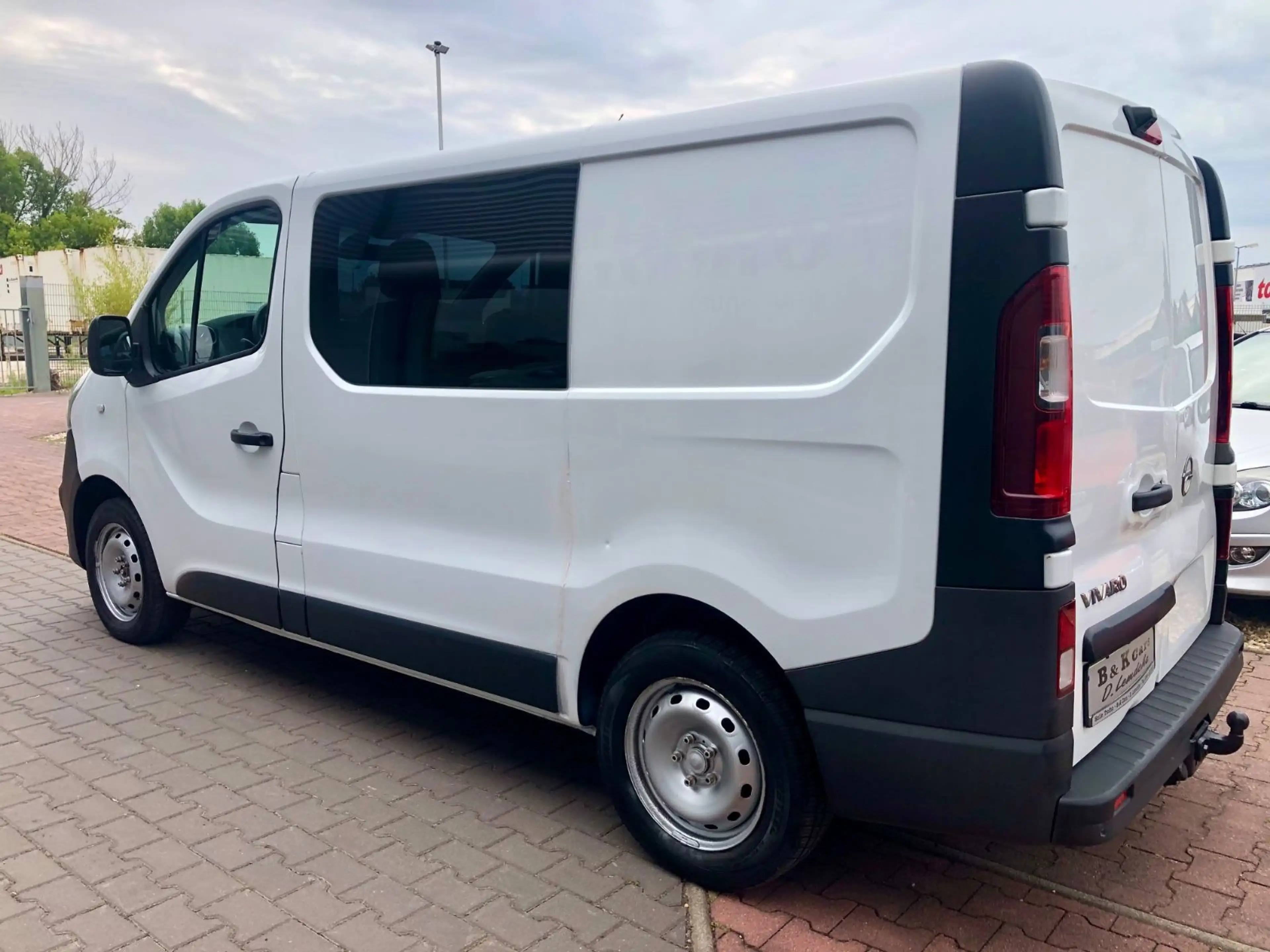 Opel Vivaro B Kasten/Kombi L1H1 2,7t 6 Sitze/Klima — photo 5