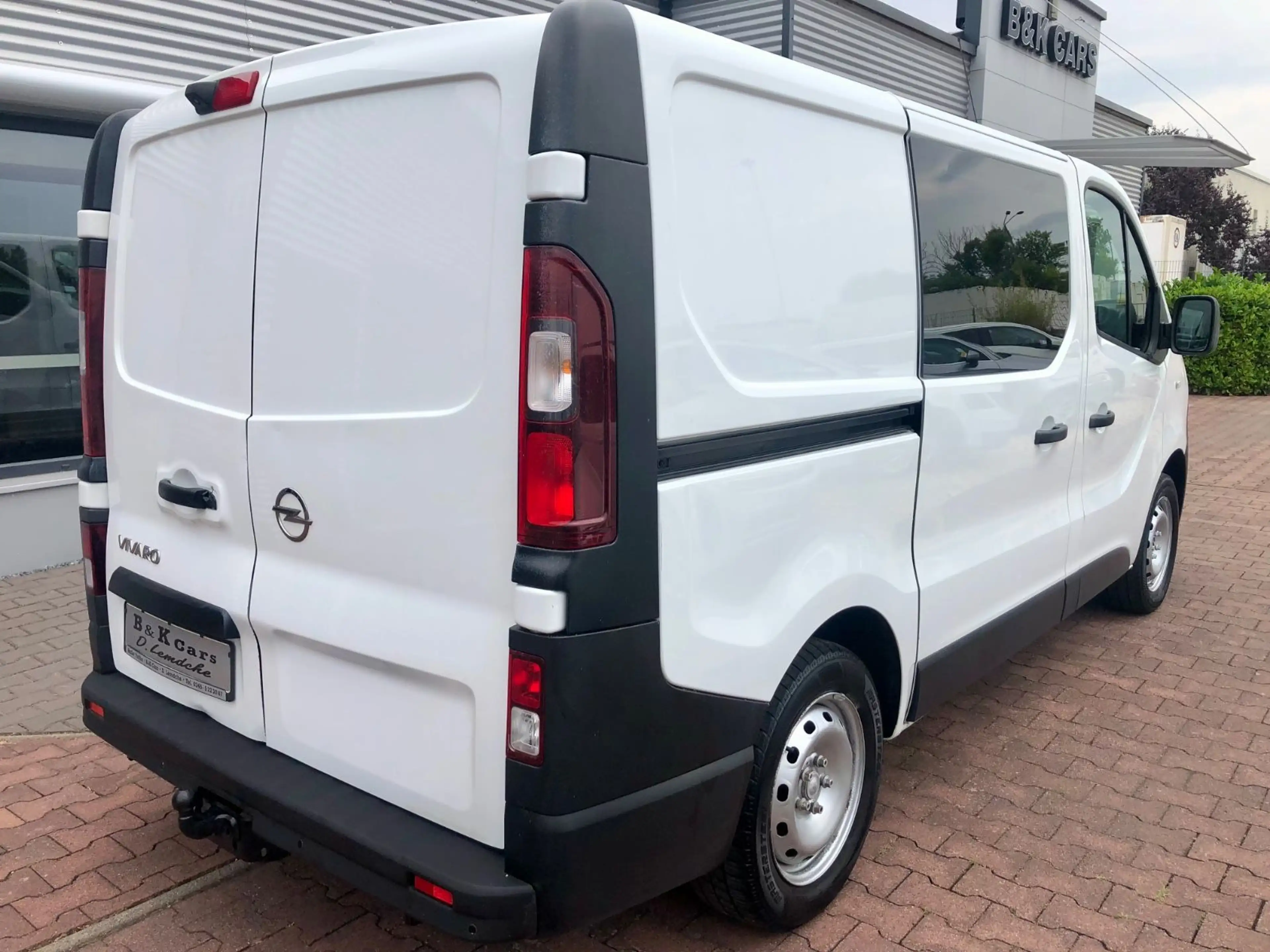 Opel Vivaro B Kasten/Kombi L1H1 2,7t 6 Sitze/Klima — photo 2