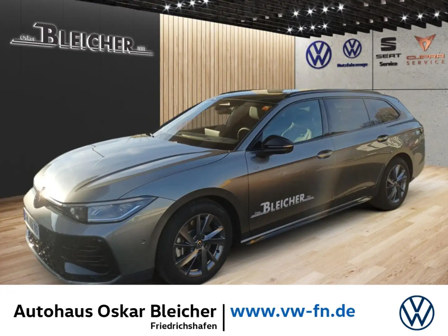 Volkswagen Passat 2.0 TDI SCR ''R-Line'' 4MOTION 142 kW 7-Gang-DSG Grau - 1