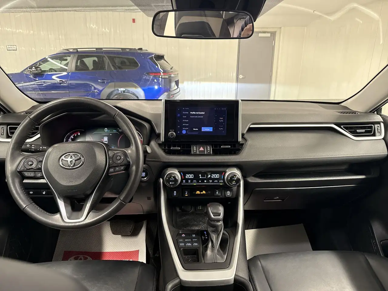 Toyota RAV 4 снимка Toyota RAV 4