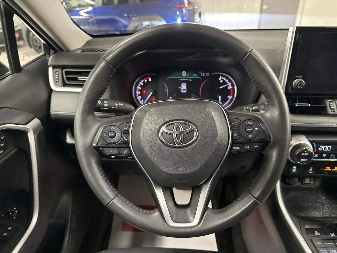 Toyota RAV 4 снимка Toyota RAV 4