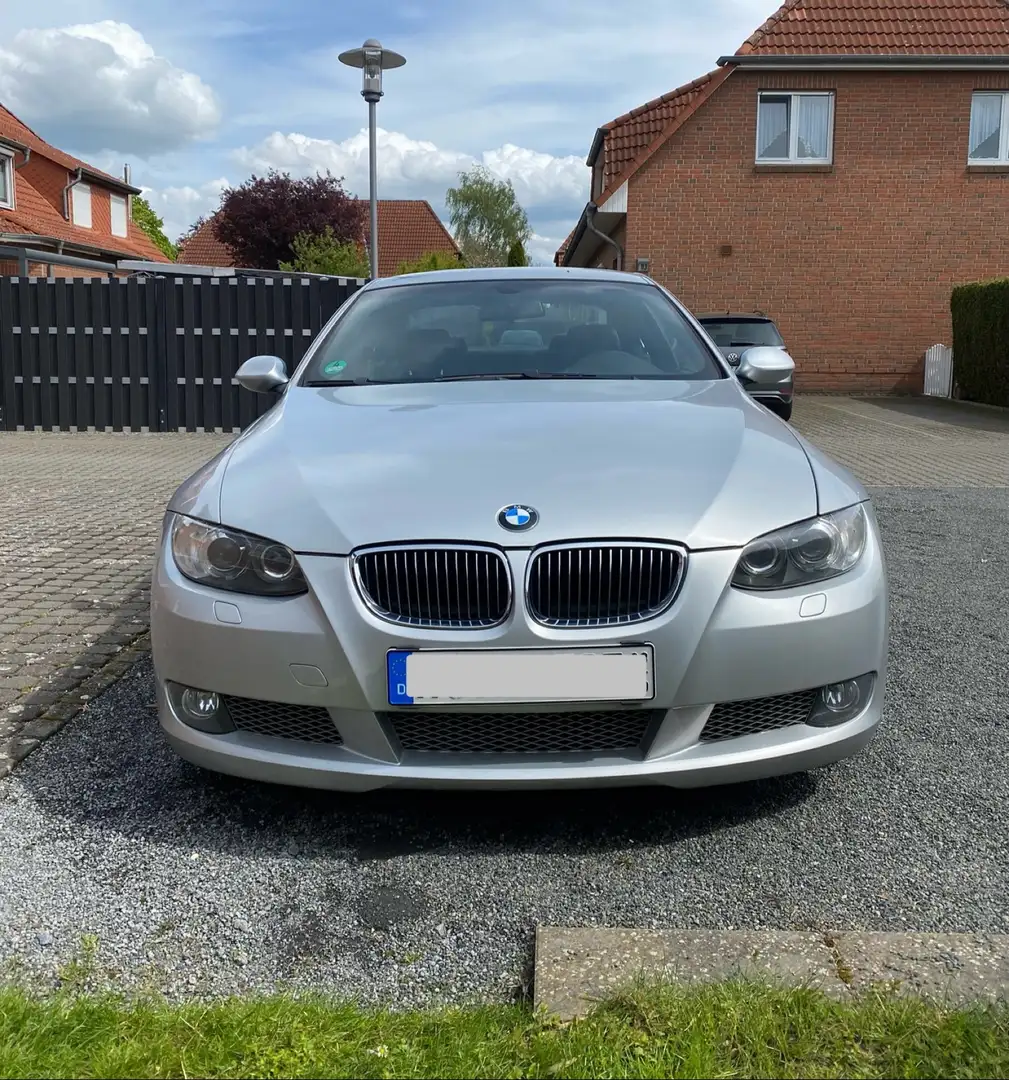 BMW 335 335i Coupe Motor revidiert Zilver - 1