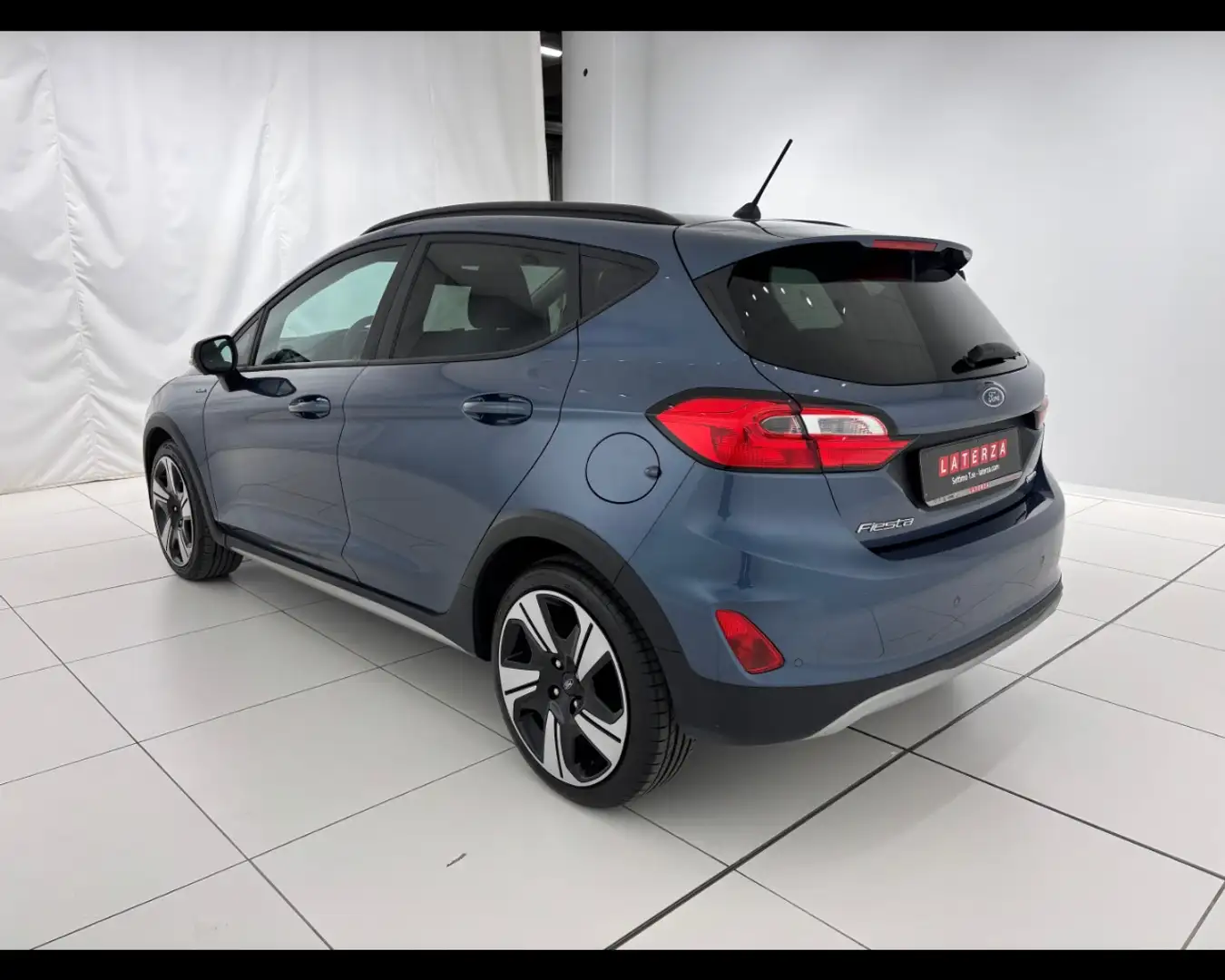 Ford Fiesta Active 5 porte 1.0 EcoBoost Hybrid Bleu - 2