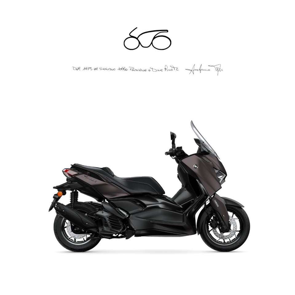 Yamaha X-Max 125 TECH