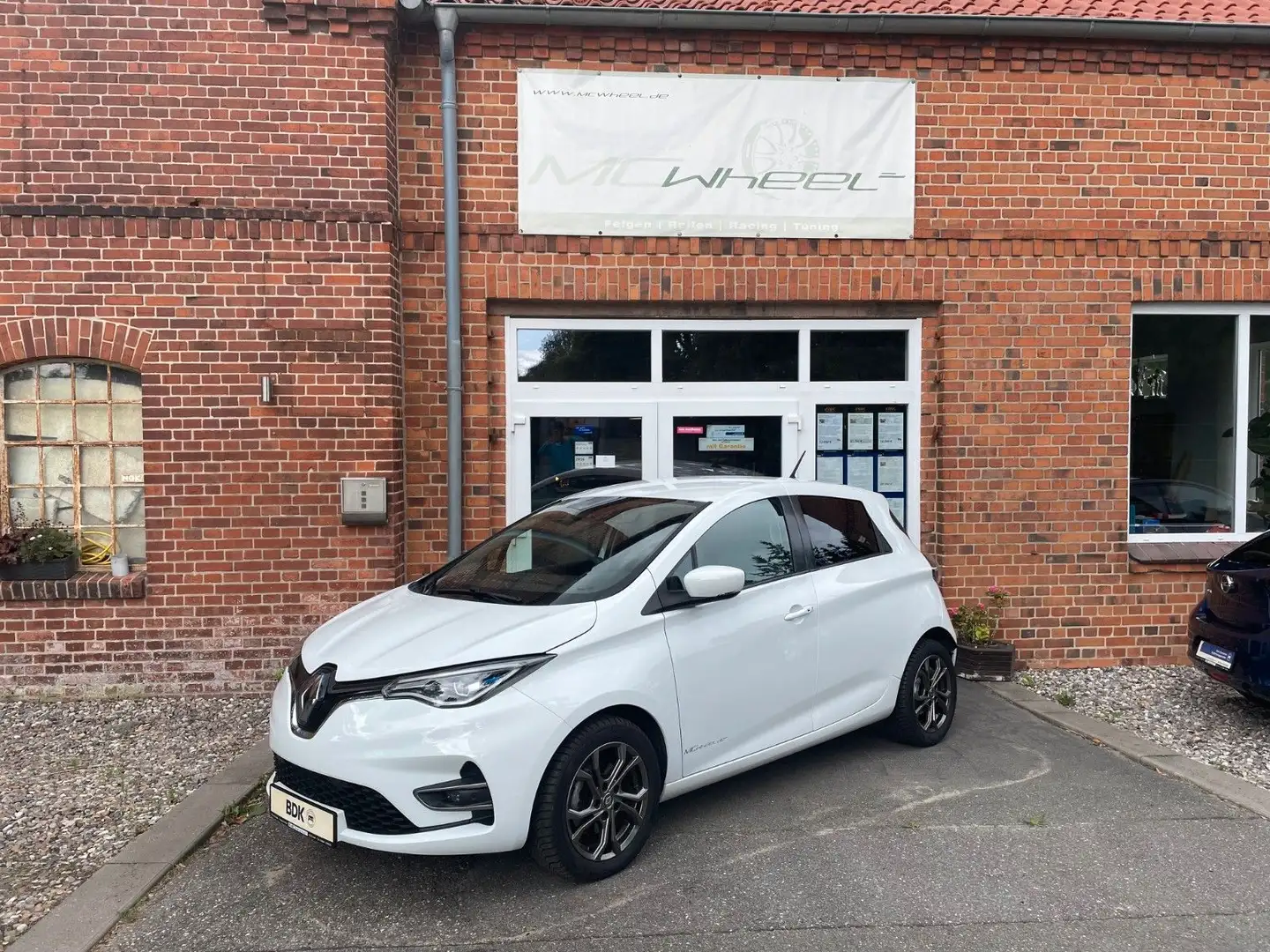Renault ZOE 50 Experience R110+Garantie+CCS !NEUWERTIG! Weiß - 1