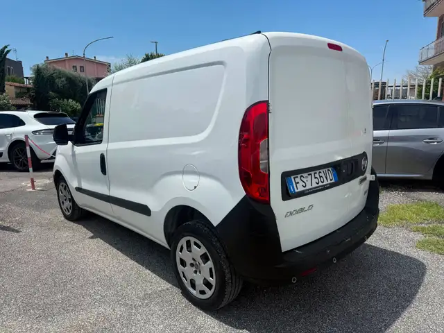 Fiat Doblo view 2