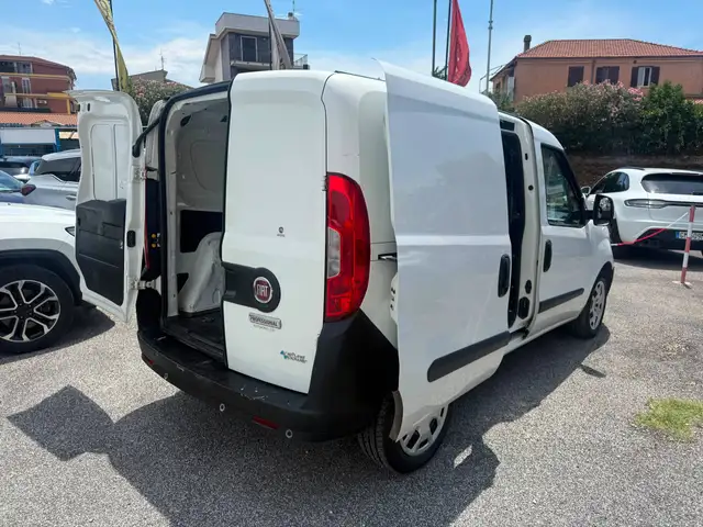 Fiat Doblo view 5