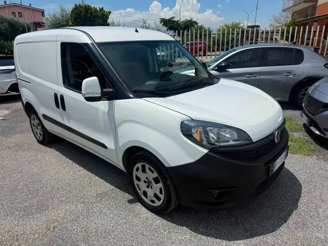 Fiat Doblo view 6