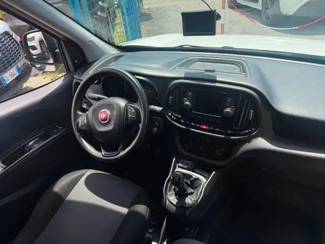 Fiat Doblo view 11