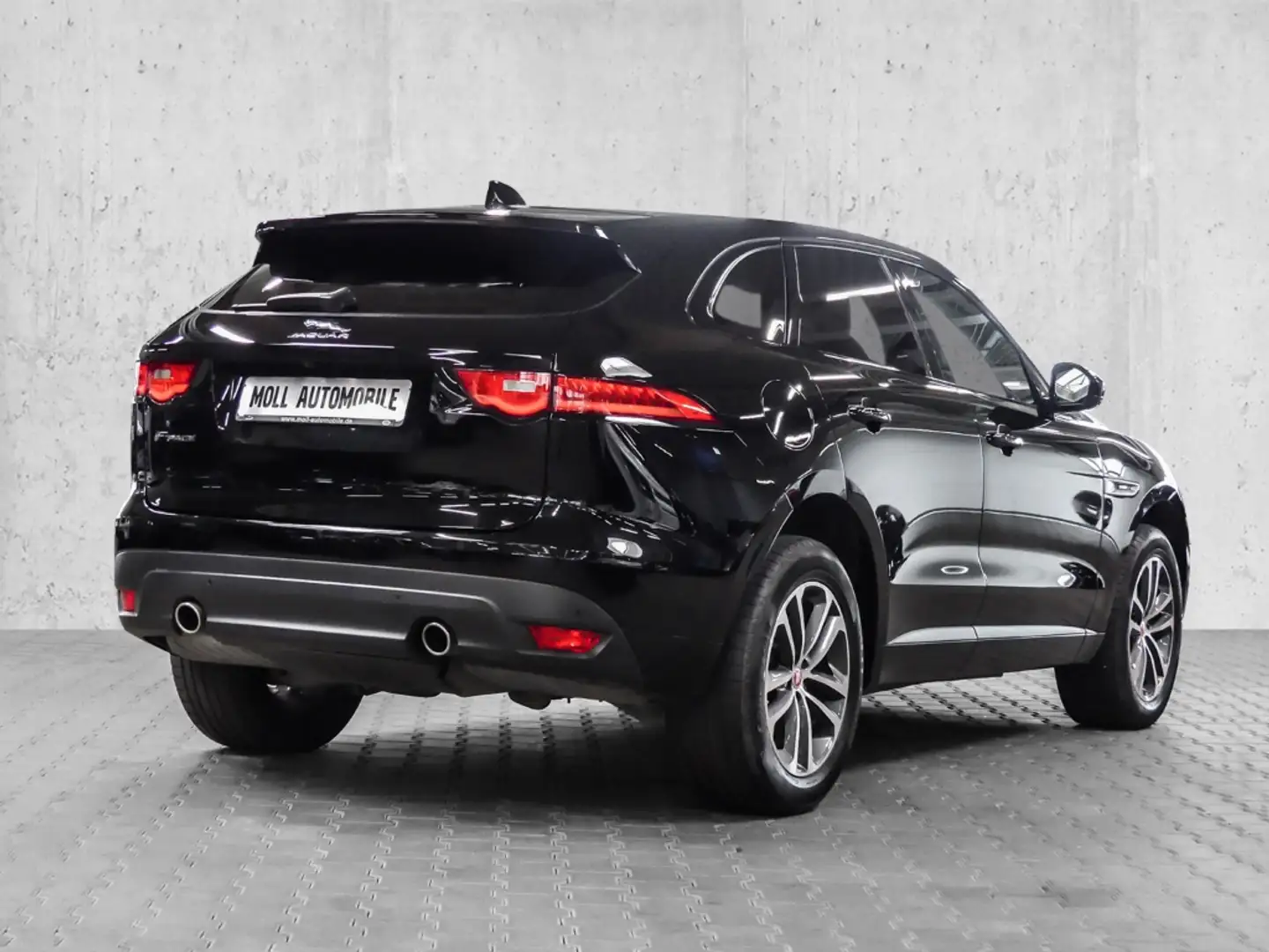 Jaguar F-Pace R-Sport AWD 30d EU6d-T Navi Soundsystem Meridian L Чорний - 2