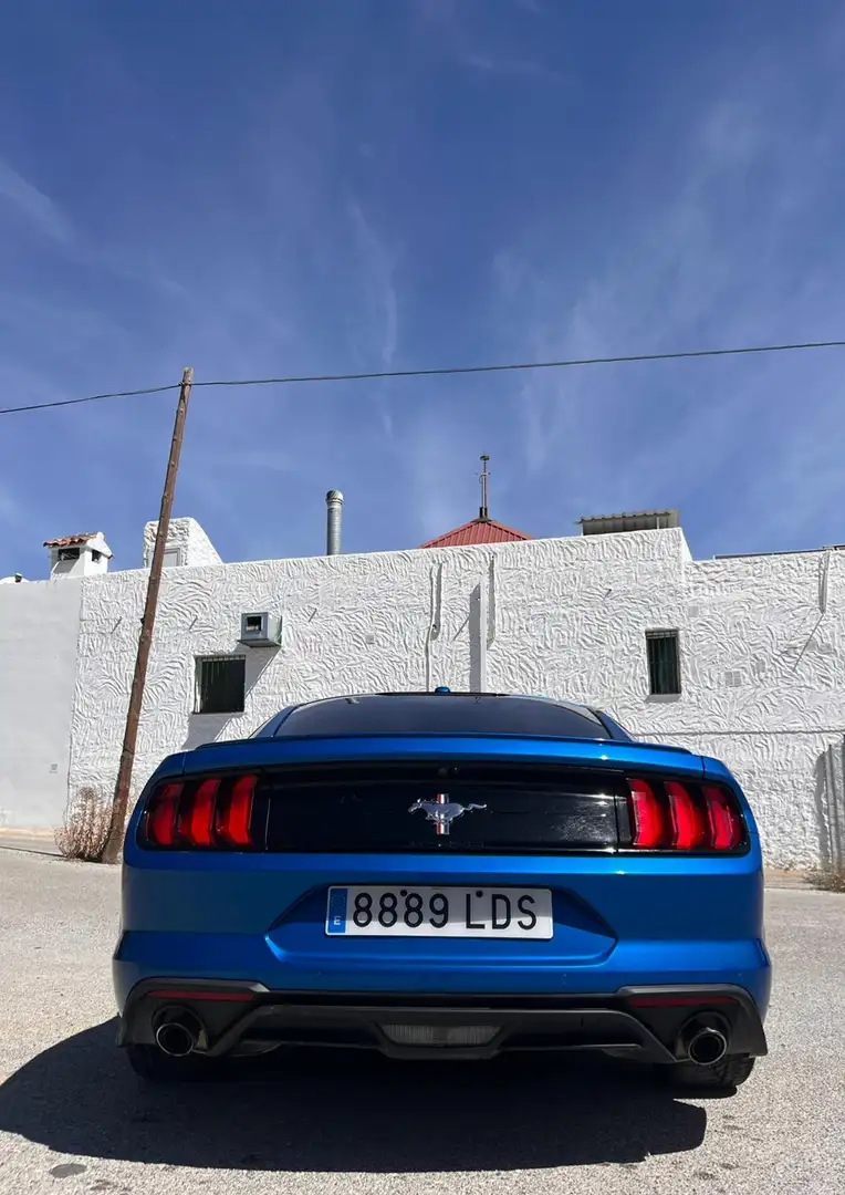 Ford Mustang Fastback 2.3 EcoBoost Aut. - 2