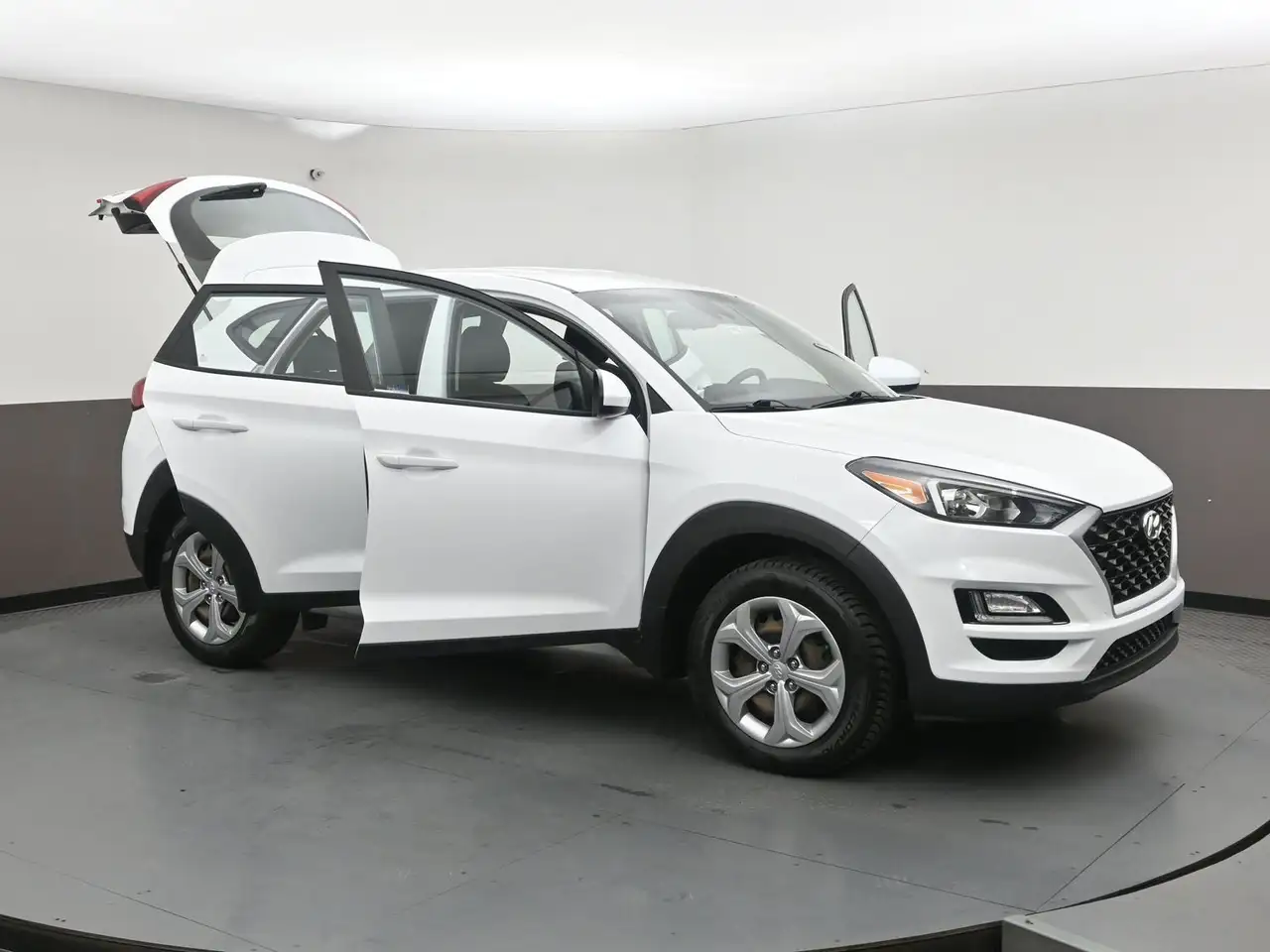 Hyundai TUCSON снимка Hyundai TUCSON