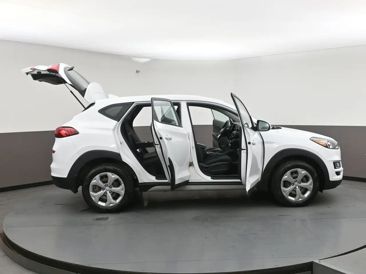 Hyundai TUCSON снимка Hyundai TUCSON