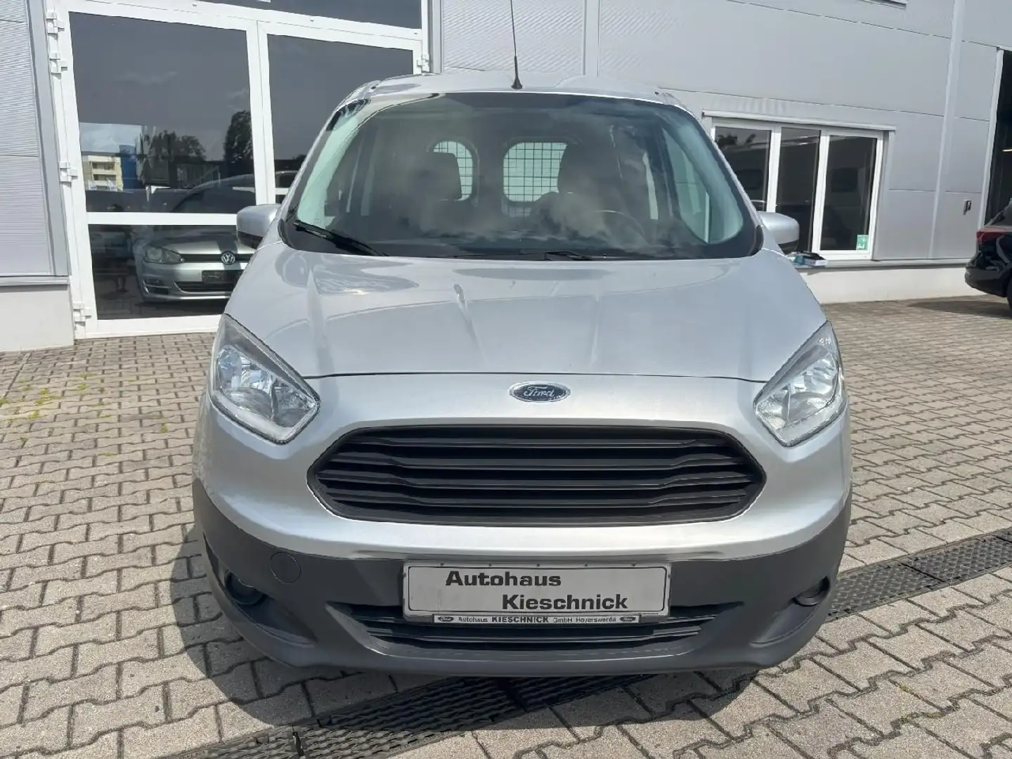 Ford Transit Courier Trend - 2