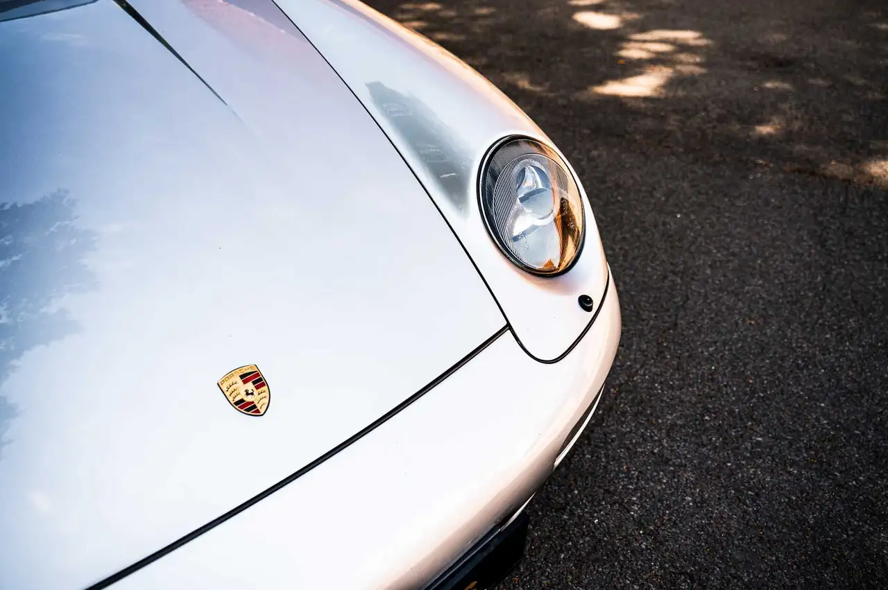 Porsche 993 911 CARRERA 4S COUPE / FULL HISTORY / COLLECTOR, foto 9