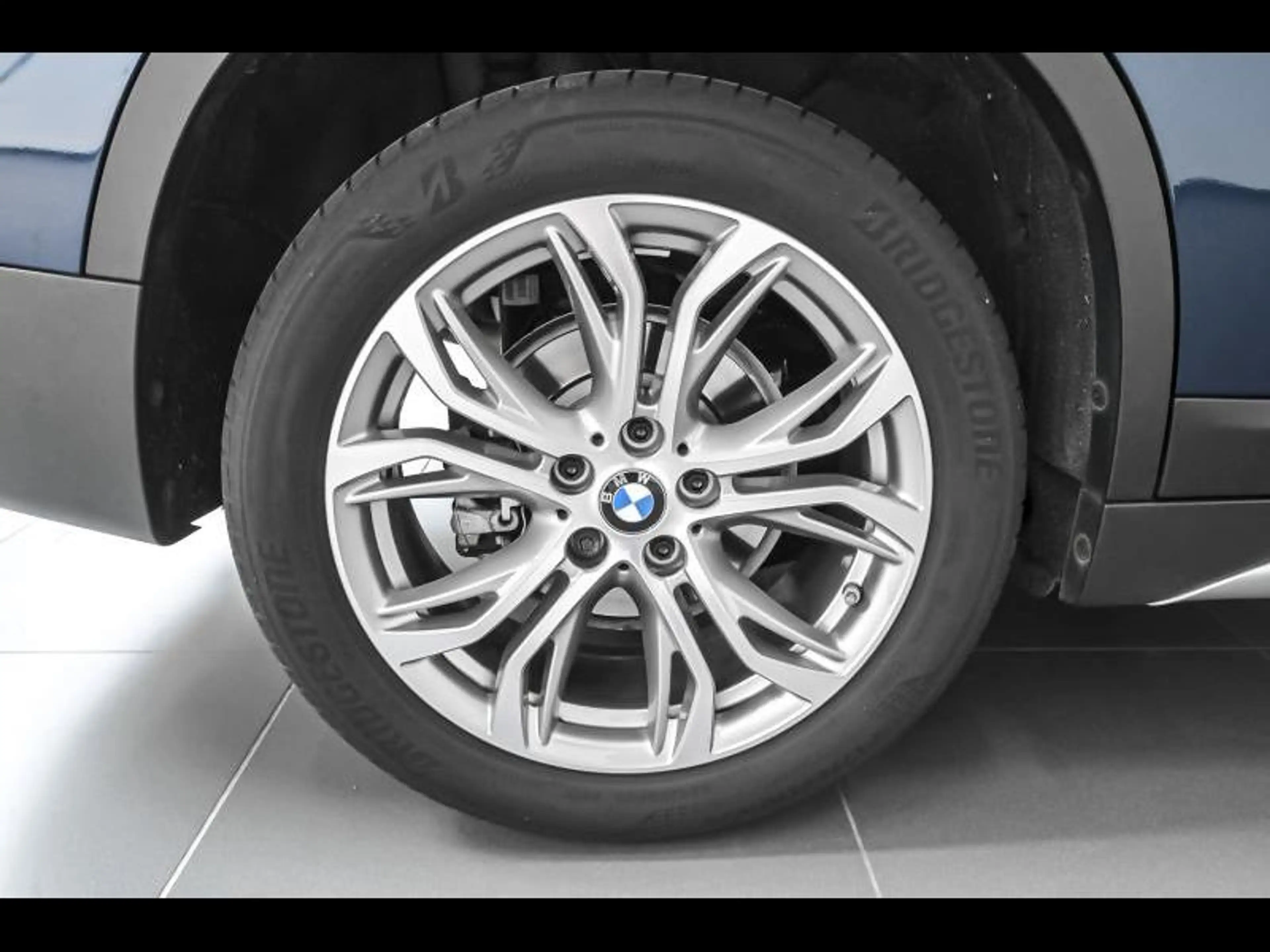 BMW X1 X1 sDrive18i - xLine — photo 7