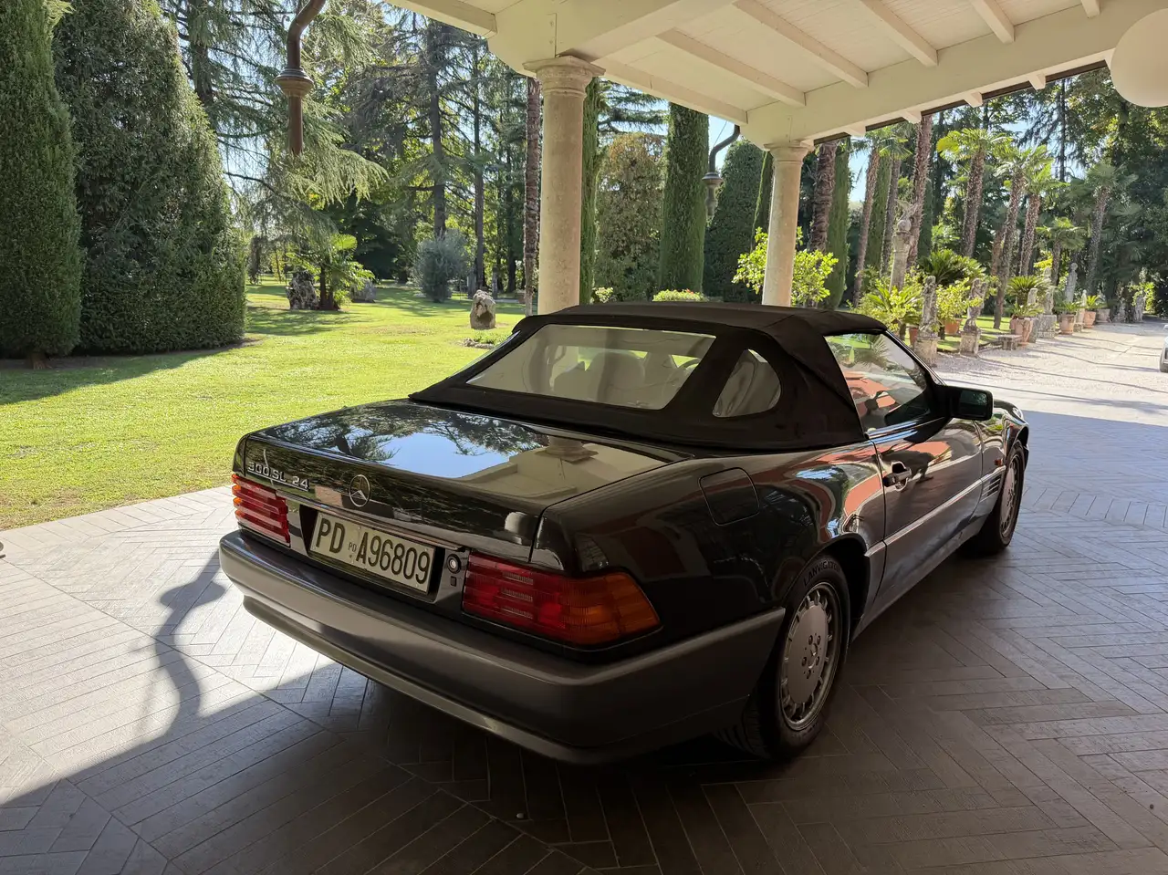 Mercedes-Benz SL 300 “ CONSERVATO “, foto 2