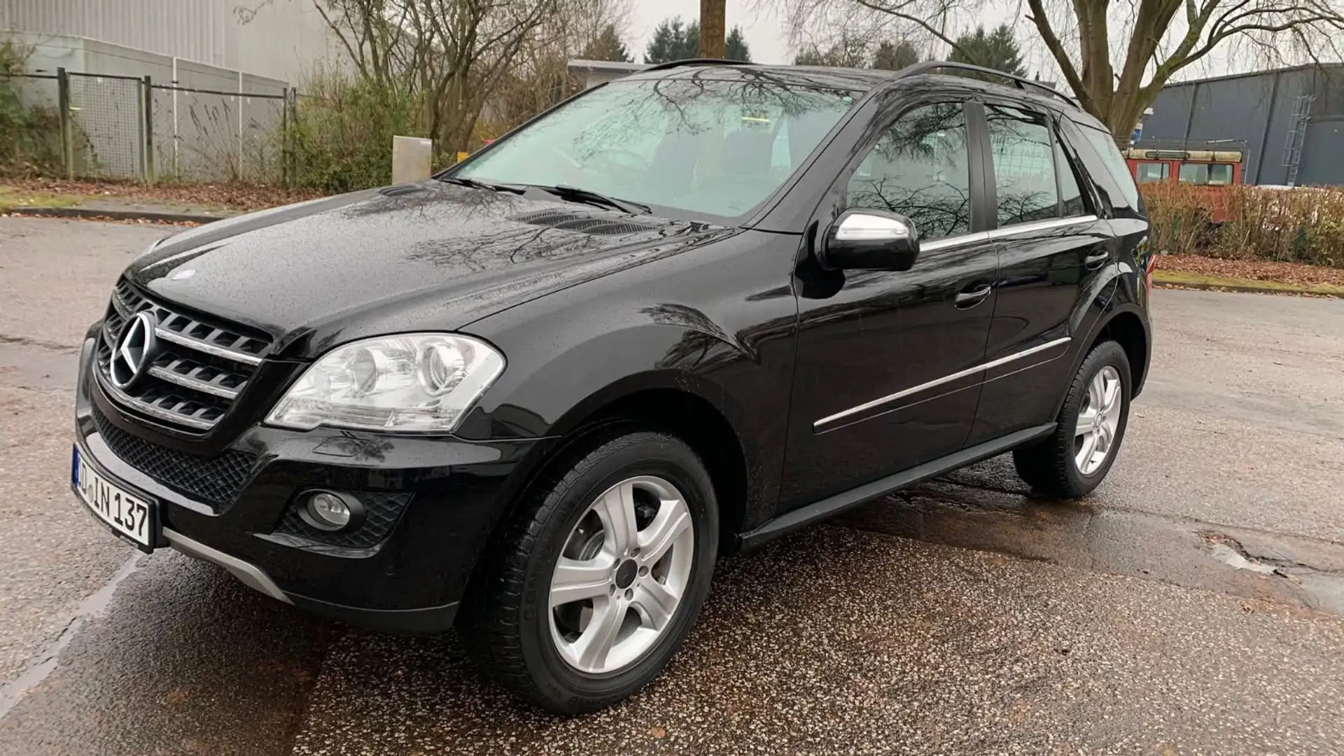 Mercedes-Benz ML 420 ML 420 CDI 4Matic 7G-TRONIC DPF Schwarz - 2