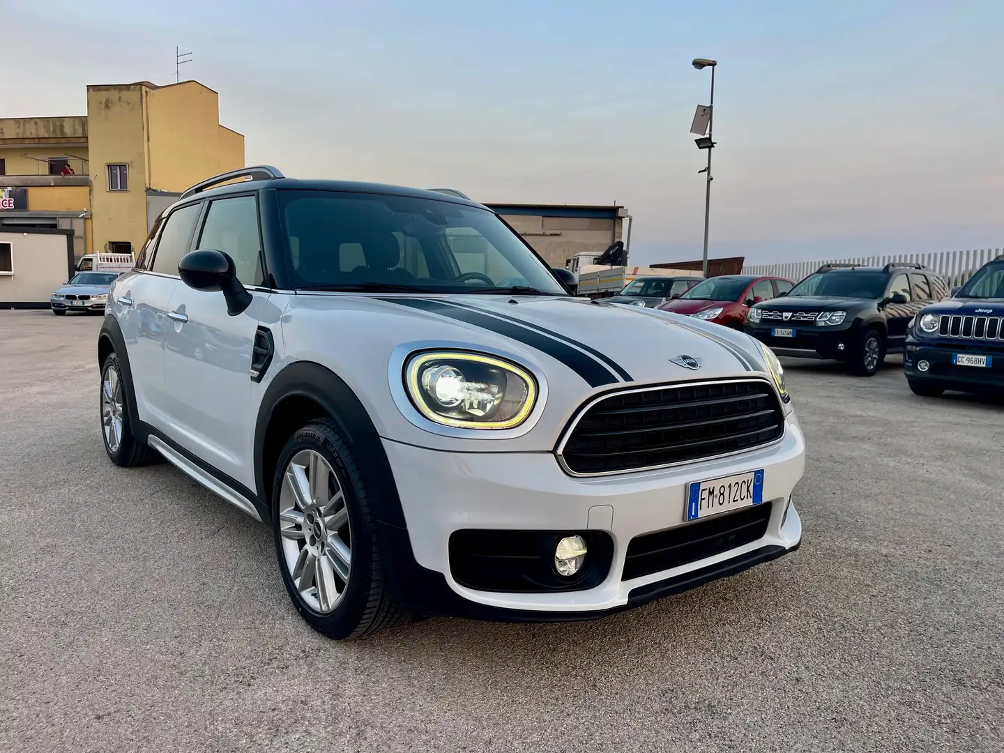 MINI Cooper D Countryman Mini Countryman F60 2017 2.0 Hype auto Blanc - 2
