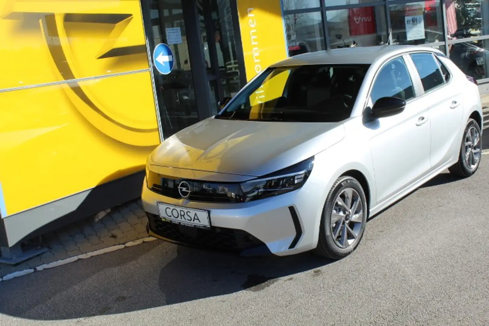 Opel Corsa 1,2 Direct Injection Turbo Euro 6.4 Edition Silber - 1