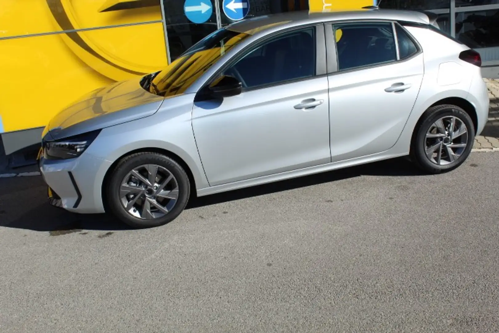 Opel Corsa 1,2 Direct Injection Turbo Euro 6.4 Edition Silber - 2