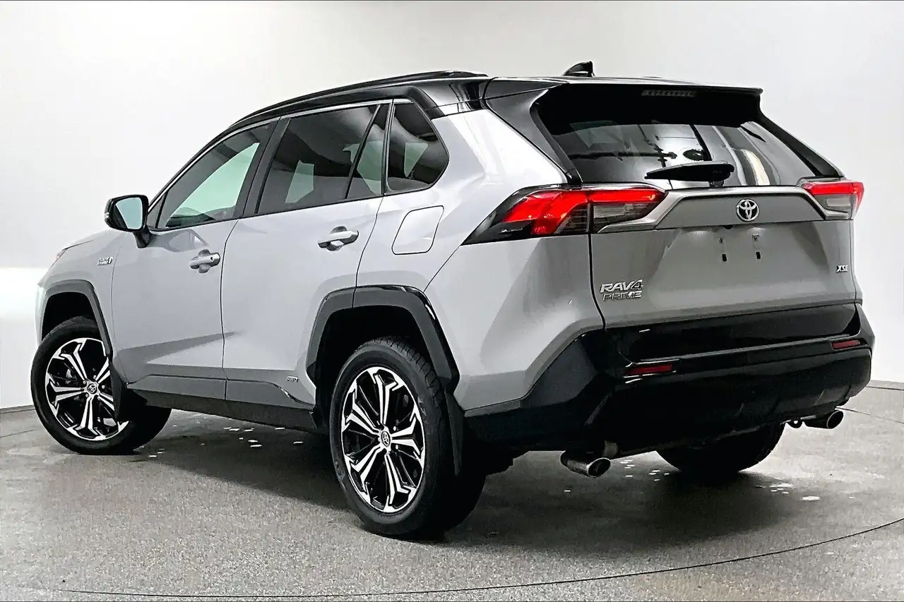 Toyota RAV 4 снимка Toyota RAV 4