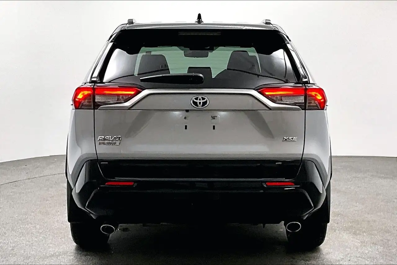 Toyota RAV 4 снимка Toyota RAV 4