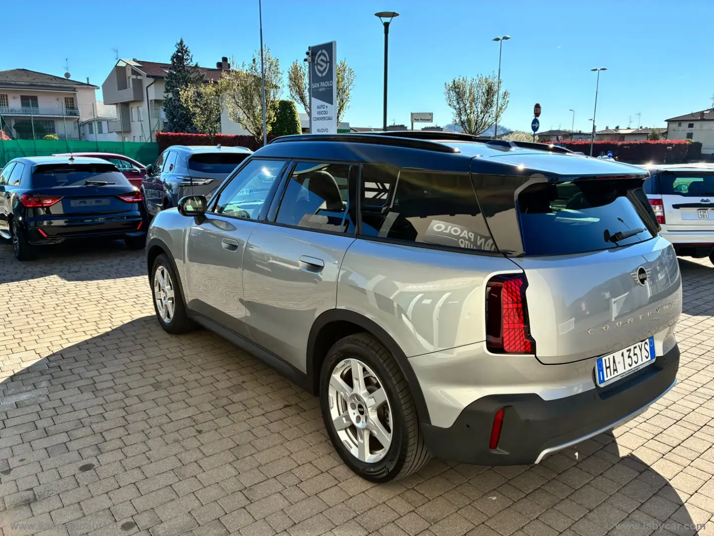 MINI Cooper Countryman Mini C Favoured Countryman con GANCIO TRAINO Plateado - 2