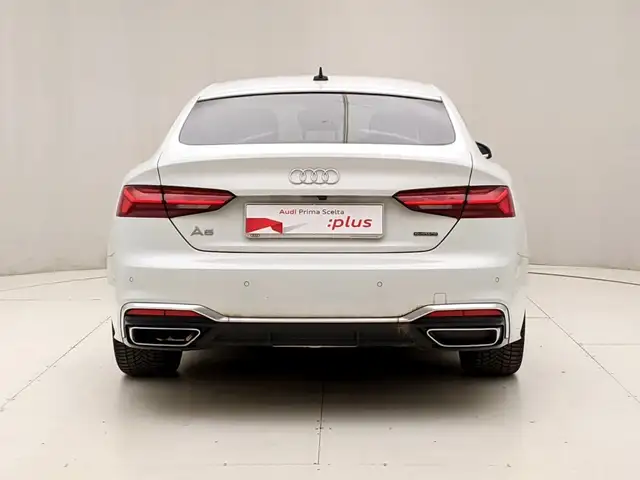 Audi A5 view 5