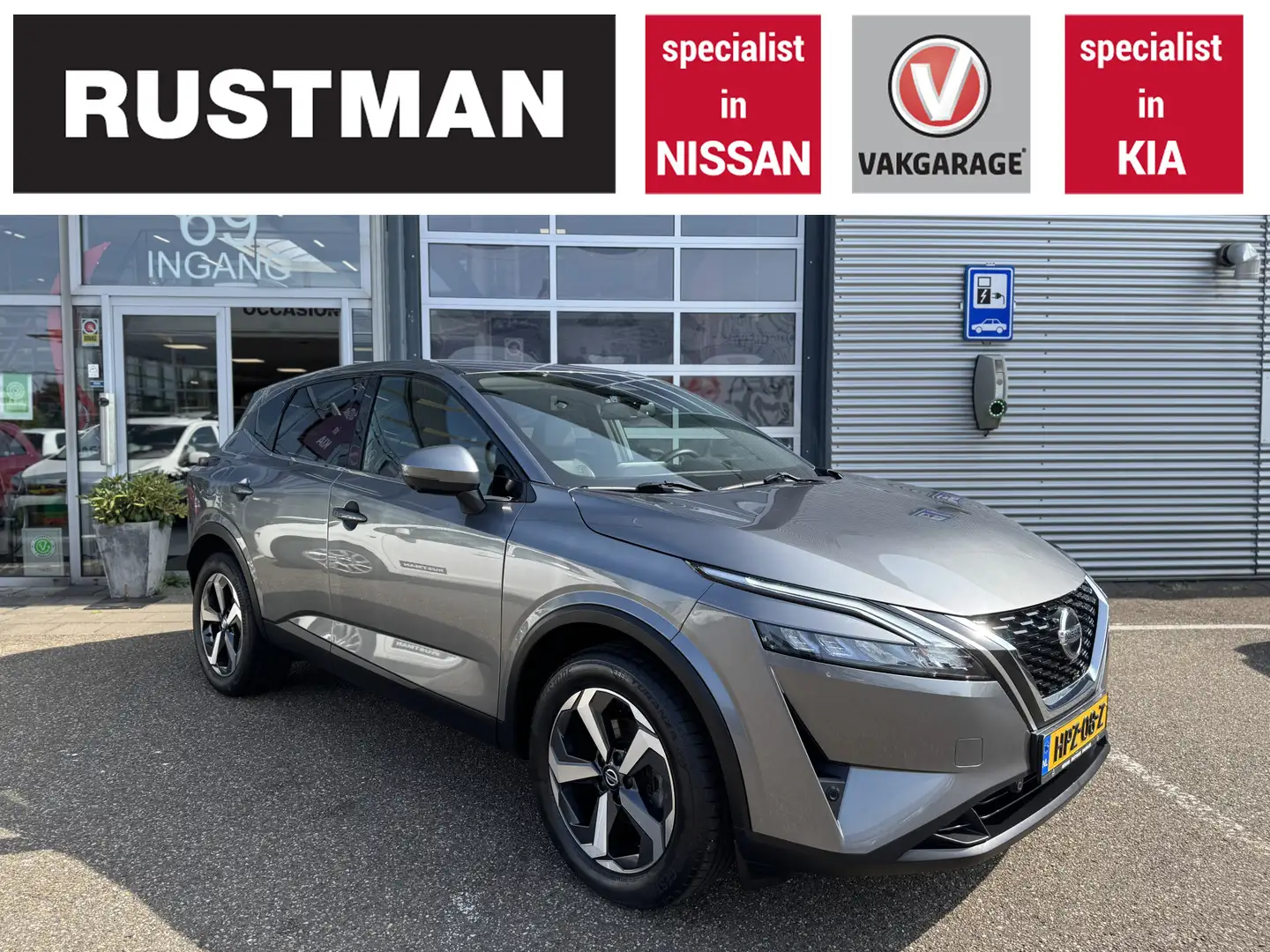 Nissan Qashqai 1.3 MHEV Xtronic N-Connecta 1/2 leder Grijs - 1
