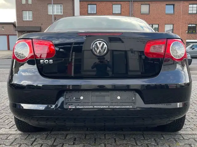 Volkswagen Eos view 13